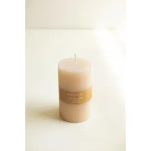 Medium Rustic Pillar Candle / Linen 1