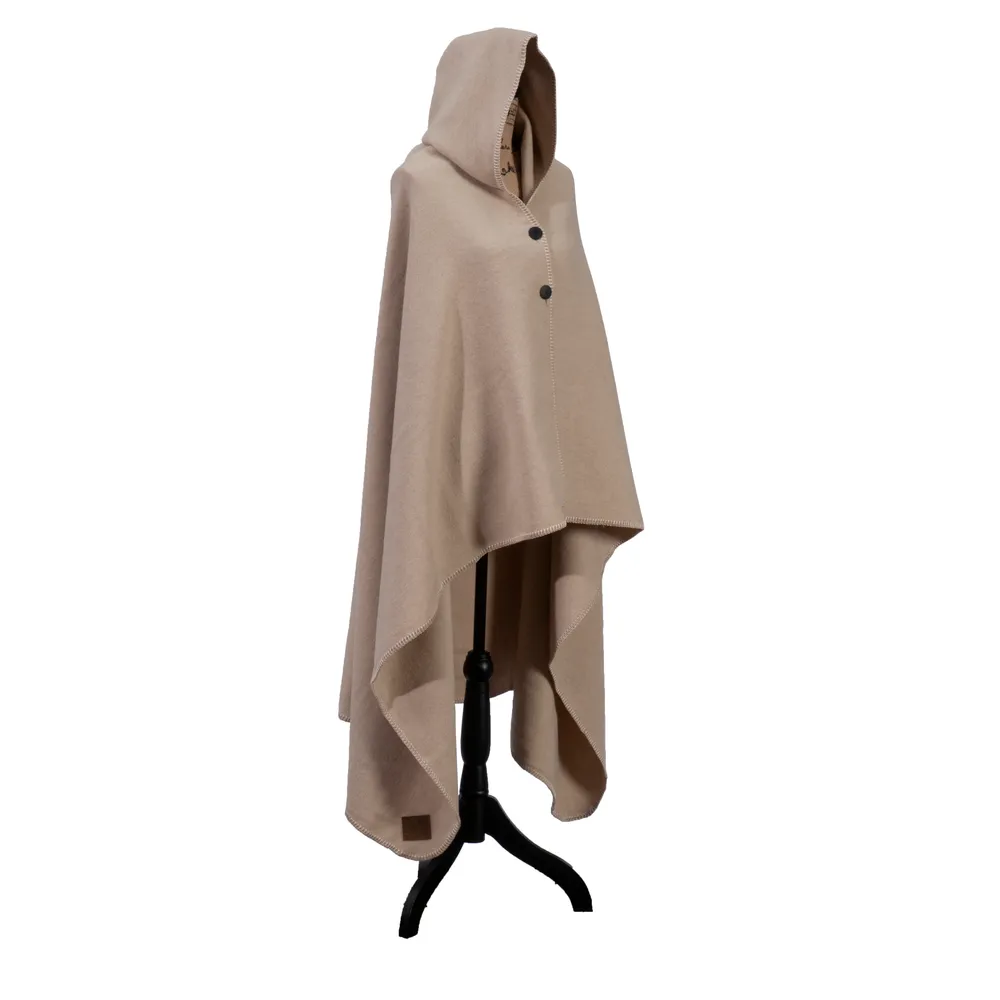 Solid Crème - Hooded Throw - 72x48