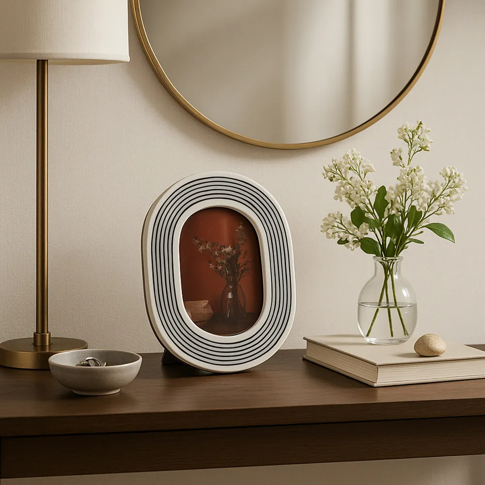 EMMONSFIELD BLACK FRAME 10 (IN)