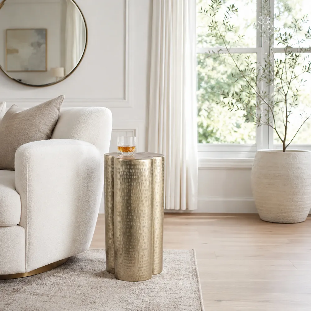 GALTONPARK GOLD TABLE 26 (IN)