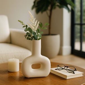FELIXOAK IVORY VASE 8 (IN) 2