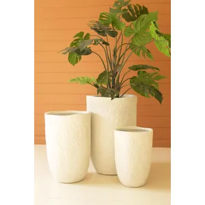 Set of 3 Stone Composite Planters 1