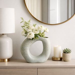 BYRONMORE CREAM VASE 14 (IN) 12