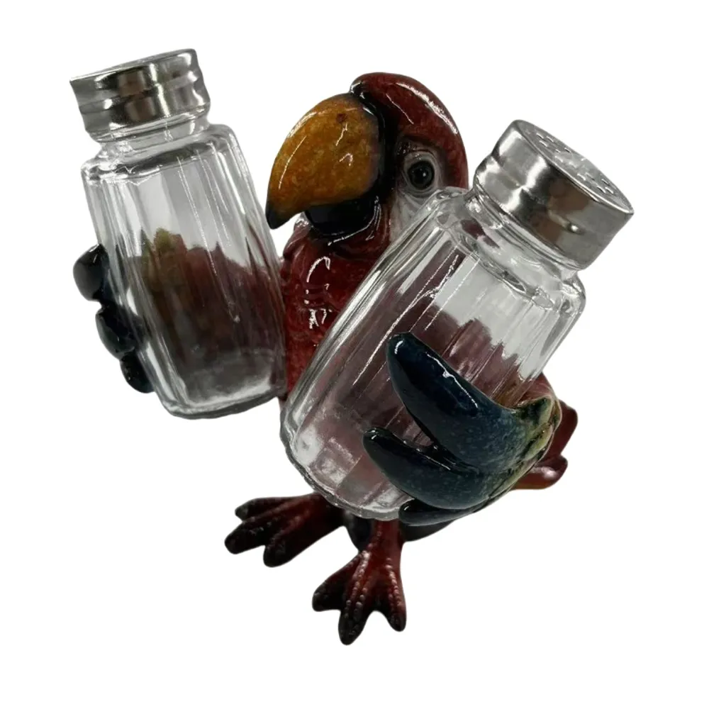 5-3/4" PARROT SALT & PEPPER SET