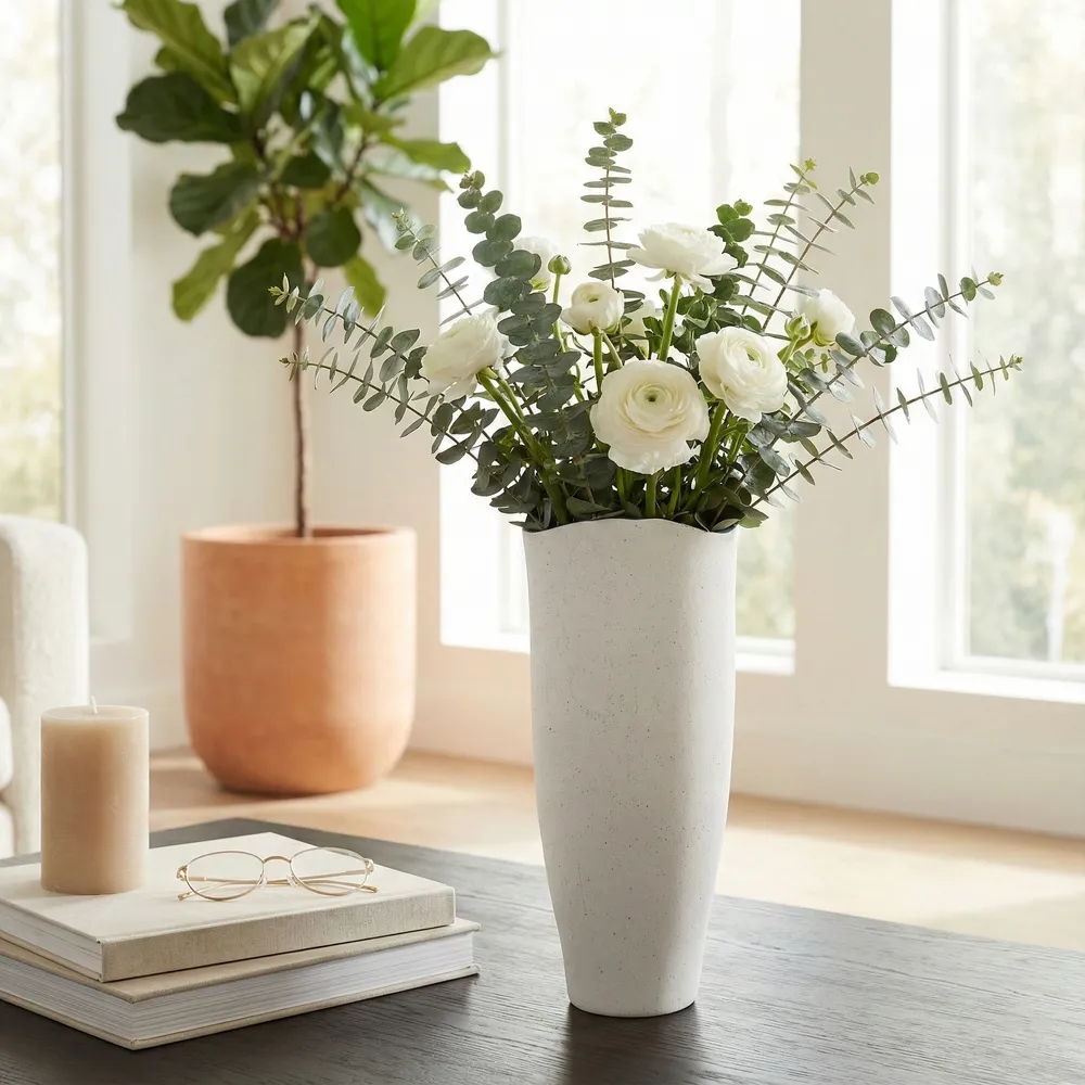 KELSEYLAND WHITE VASE 16 (IN)