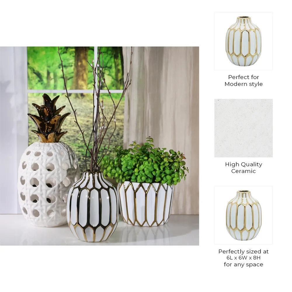 CALVINHAM WHITE VASE 8 (IN)