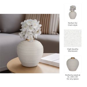 ROWANLAKE WHITE VASE 8 (IN) 9