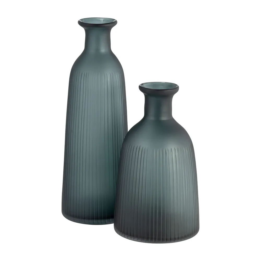BRENTONFORD BLUE GLASS VASE 17 (IN)