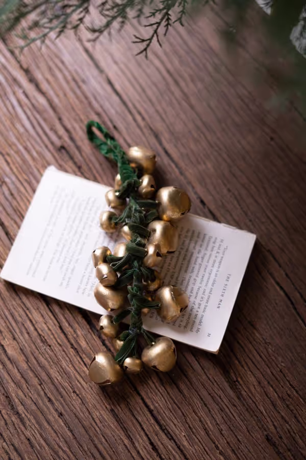 Jingle Bell Bunch with Green Velvet