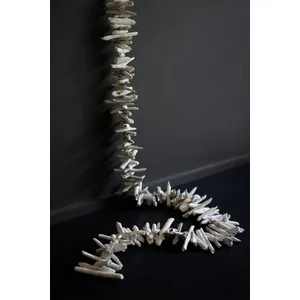Whitewash Driftwood Garland 2