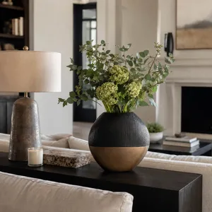 ARLENCLIFF BRONZE VASE 10 (IN) 10