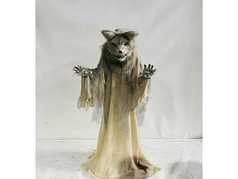 5ft Animated Standing Werewolf 1