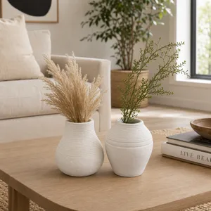 DRAPERFIELD SET OF 2 IVORY VASES 6 (IN) 2