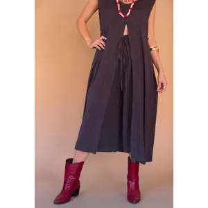 Sleeveless Split-Front Tunic / Midnight 7