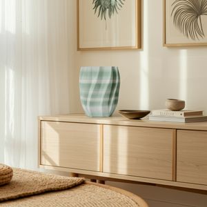 REESESHAW GREEN VASE 16 (IN) 2