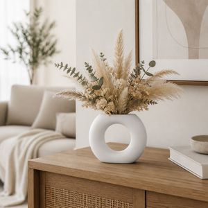 HANNAHLAND WHITE VASE 5 (IN) 11