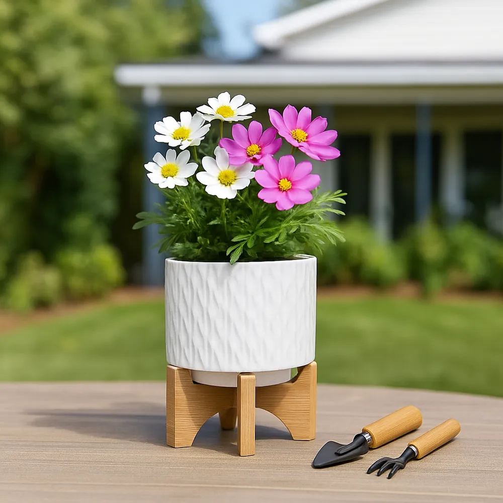 DOYLETON WHITE PLANTER 8 (IN)