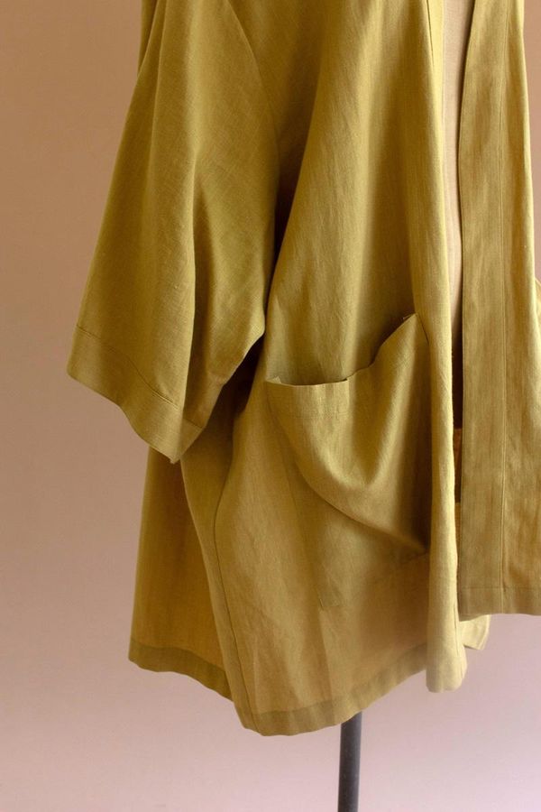 Short Kimono with Front Pockets - Pistachio