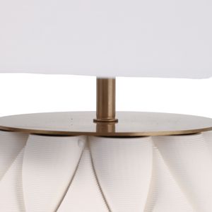 GRANGERMILL IVORY LAMP 24 (IN) 8