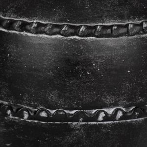 ROSEBEACH BLACK VASE 12 (IN) 5