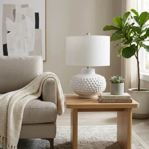 NASHLEY WHITE LAMP 21 (IN) 10