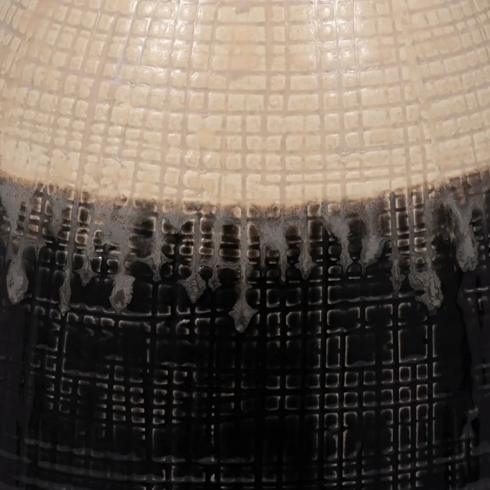 JANERUN IVORY VASE 12 (IN)