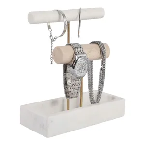 HOLCOMBMOOR WHITE JEWELRY STAND 9 (IN) 3