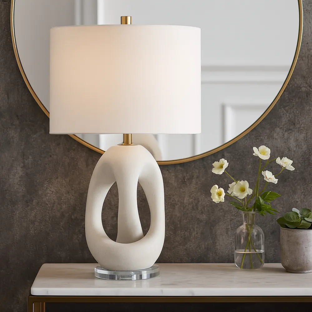 CIARANHAVEN WHITE LAMP 26 (IN)