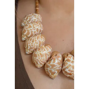 Shell and Wood Bead Necklace 4