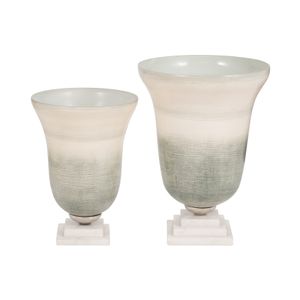 ERWINLAND WHITE GLASS VASE 12 (IN) 9