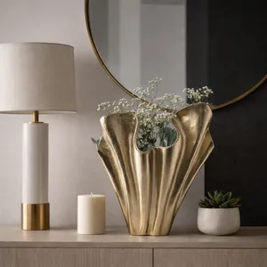 DRAYTONOAK GOLD VASE 20 (IN) 13