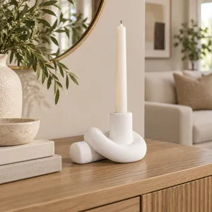 DUNCANCROSS WHITE CANDLE HOLDER 4 (IN) 2