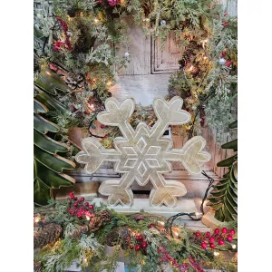 Snowflake Sitter 16in 3