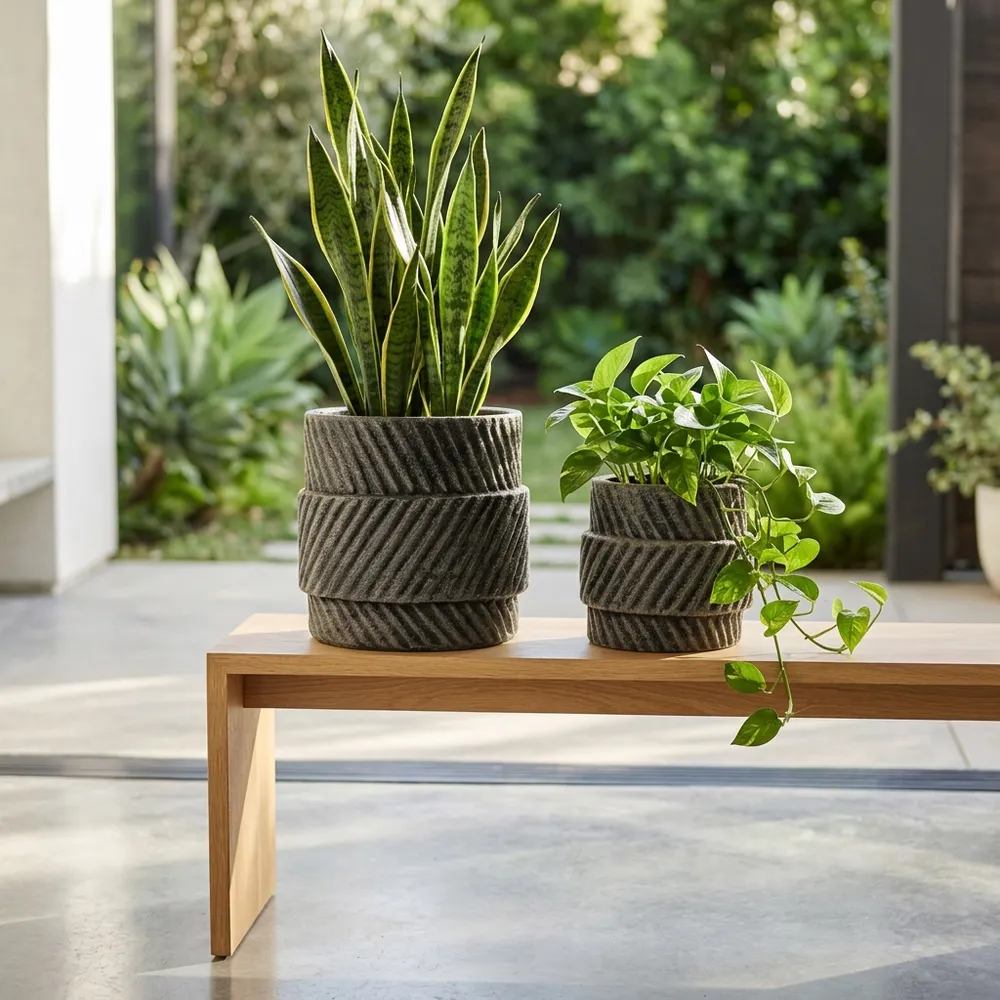 BELLCROSS SET OF 2 BLACK PLANTER 10 (IN)