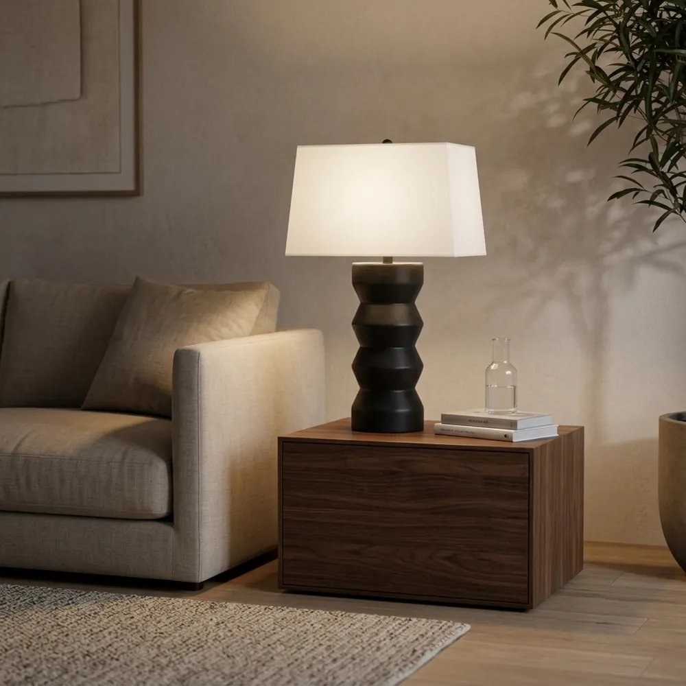 BENTONHOLM BLACK LAMP 28 (IN)