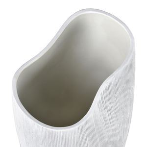 Scribing Vase - White 4