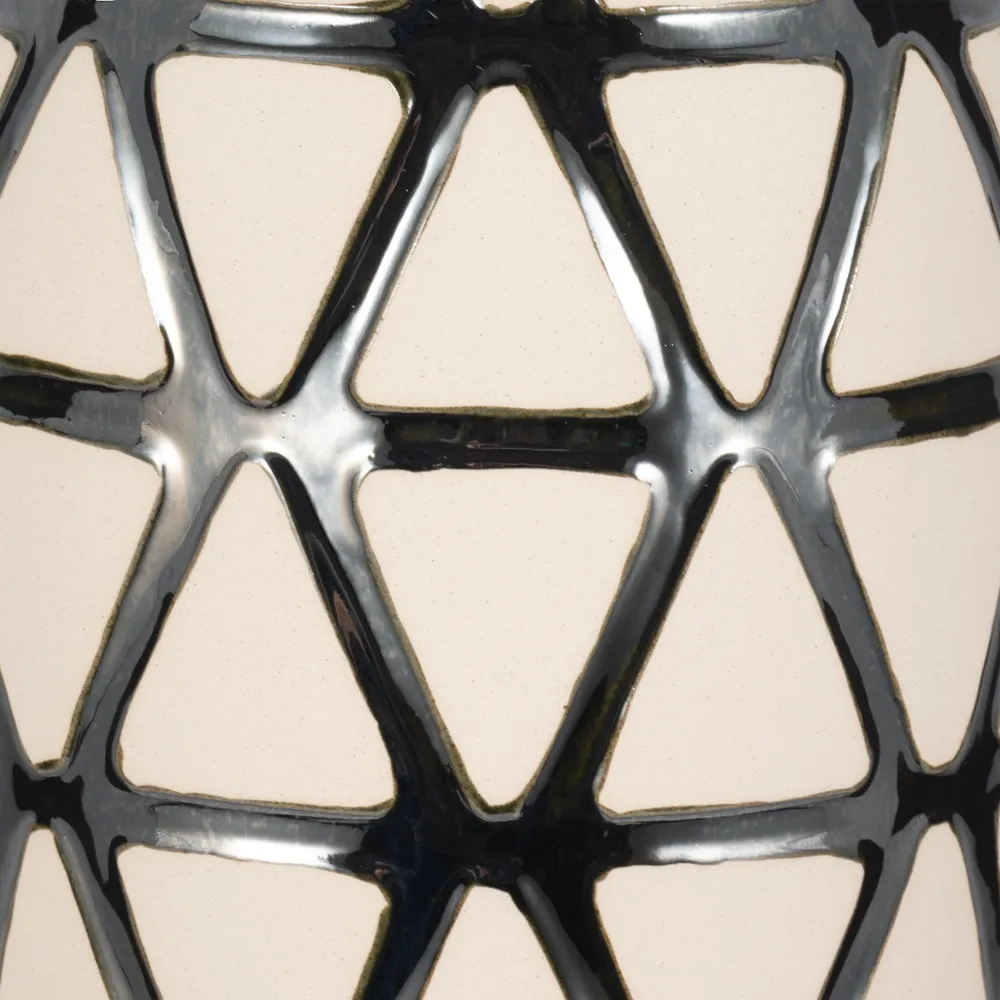 COLEFORD IVORY VASE 28 (IN)