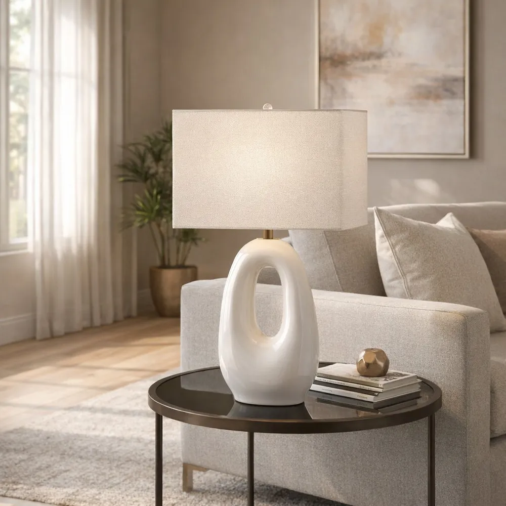 GAIGEWOOD WHITE LAMP 27 (IN)