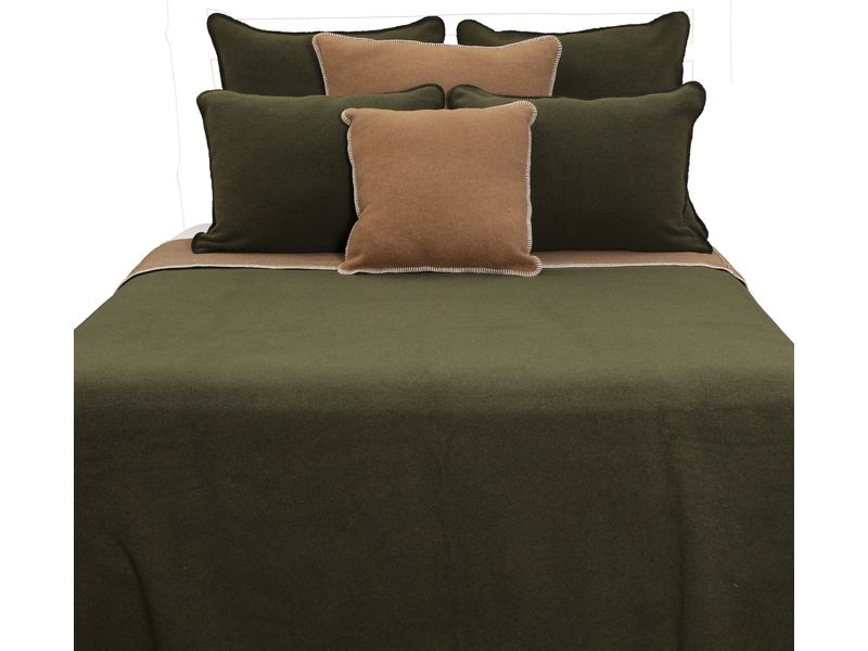 Solid Sage - Bedspread - Full/Queen - 88x92 2