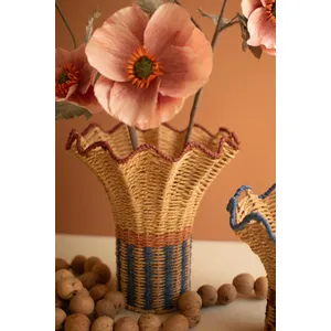 Set of 2 Twisted Paper Vases with Ruffled Rims 3