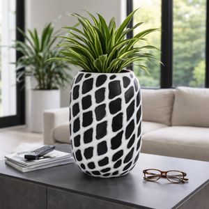 ALMABURN BLACK GLASS VASE 18 (IN) 10