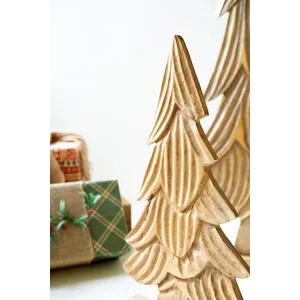 Set of 3 Carved Natural Mango Wood Christmas Trees with Gold Detail 2