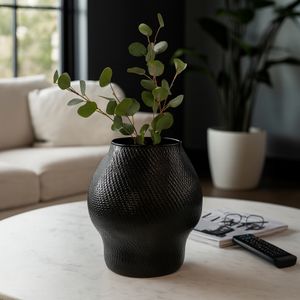 SHAWRUN BLACK VASE 16 (IN) 11