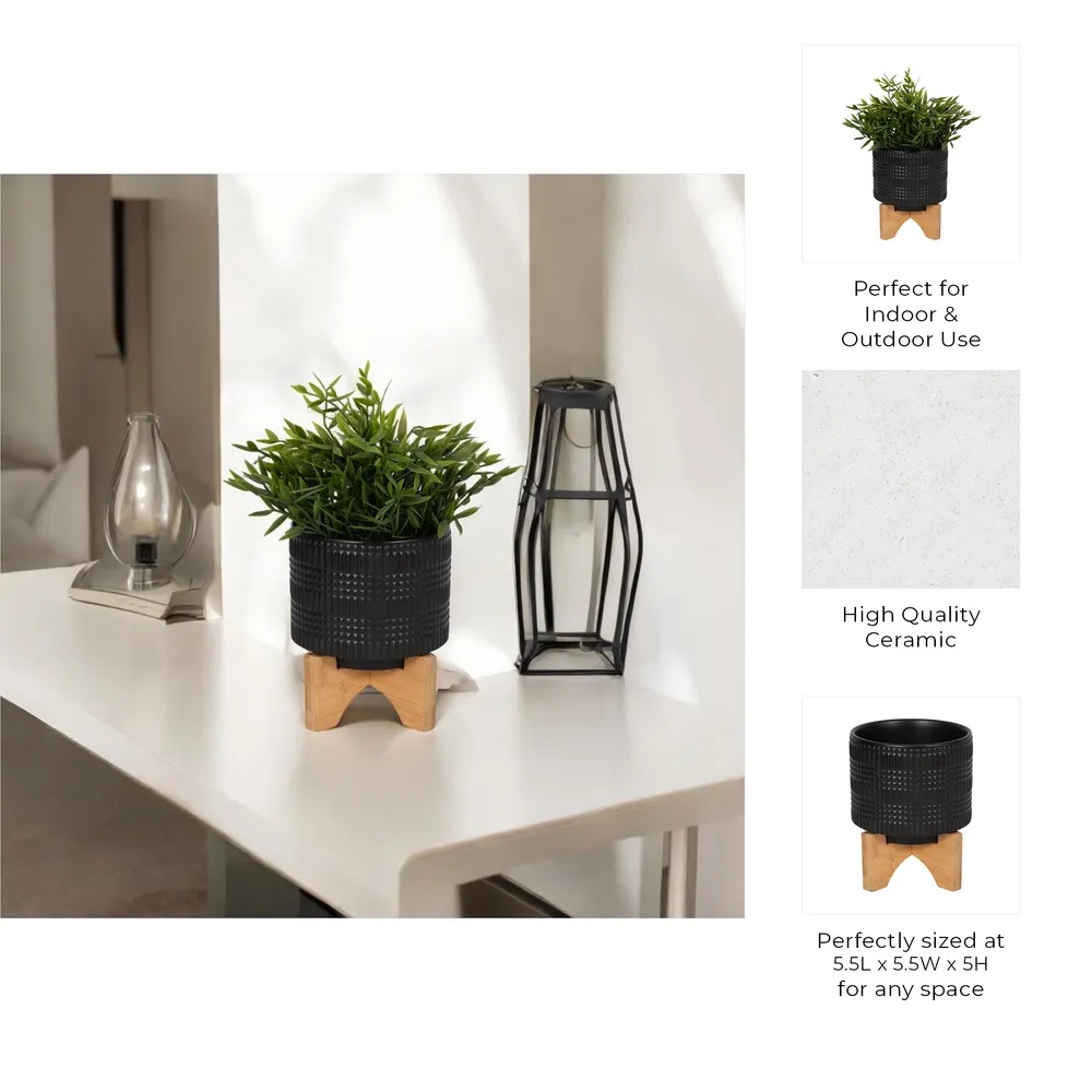 LYNNWELL BLACK PLANTER 5 (IN)