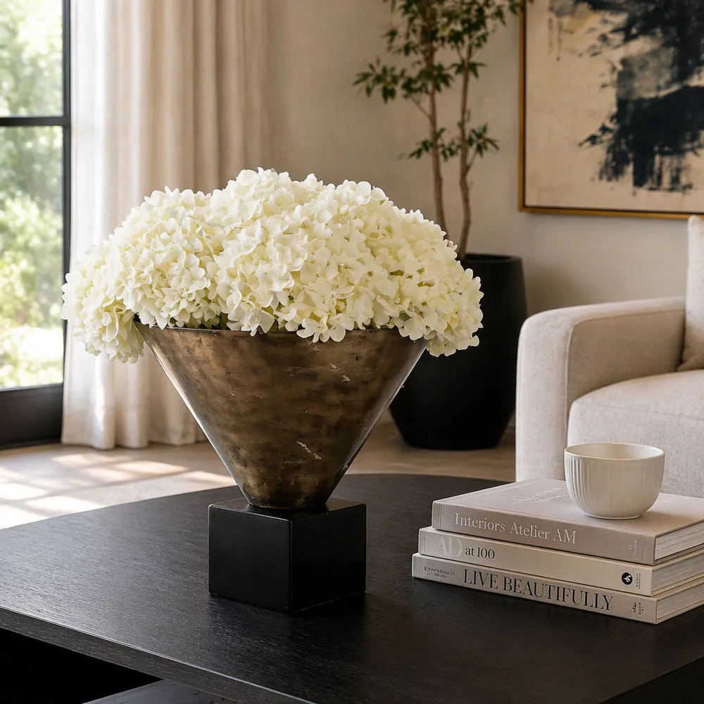 NASHOAK GOLD VASE 11 (IN)