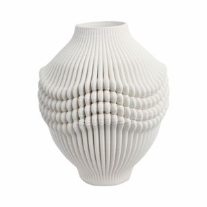 MURRAYHOLM IVORY VASE 14 (IN) 5