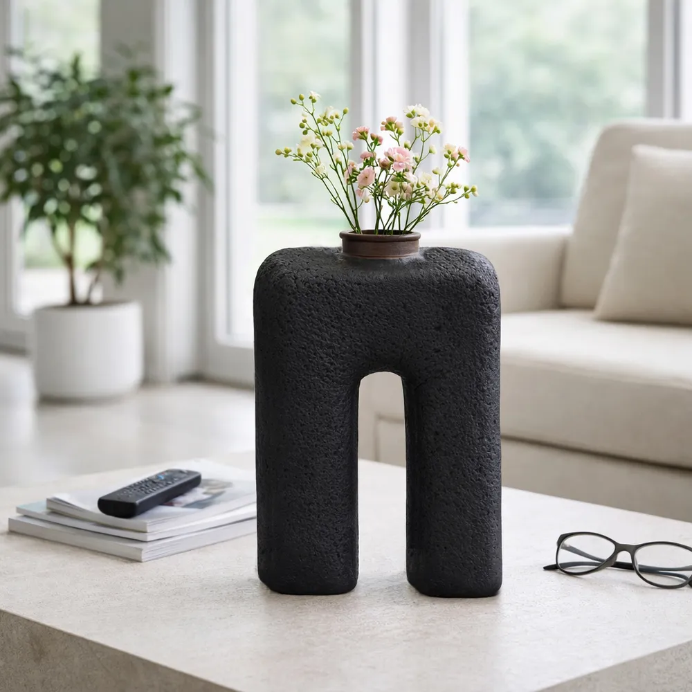 ROLANDCREST BLACK VASE 15 (IN)