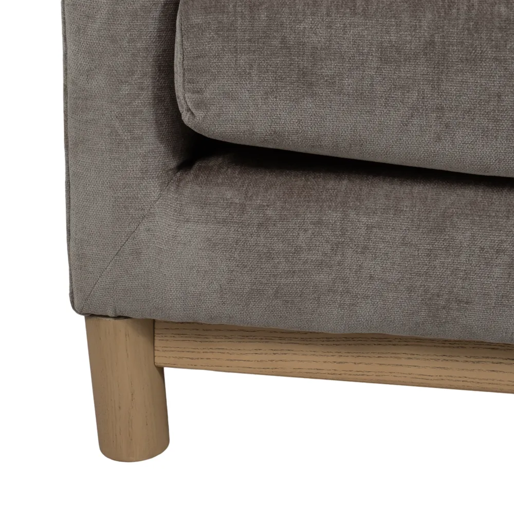 HESTONSIDE GRAY SOFA 32 (IN)