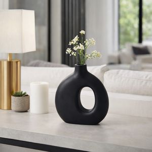 GRIFFINMOOR BLACK VASE 7 (IN) 2