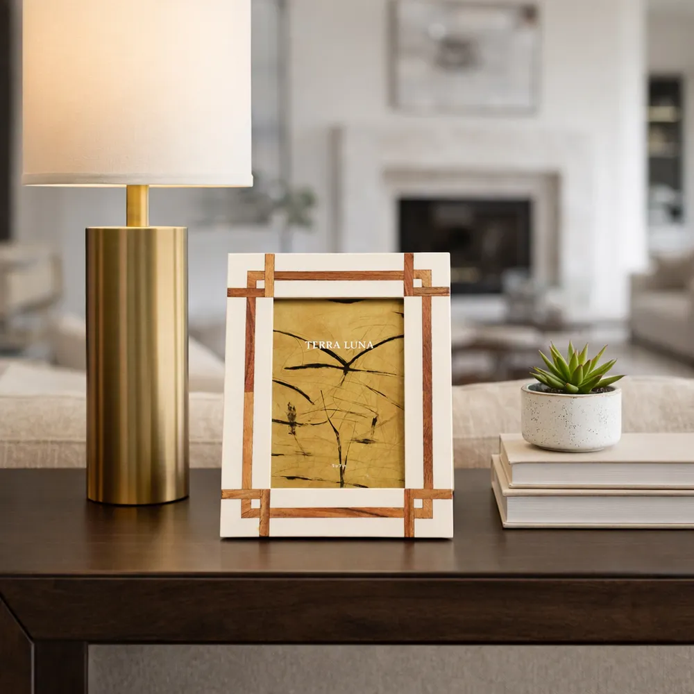 DALEMORE IVORY FRAME 10 (IN)